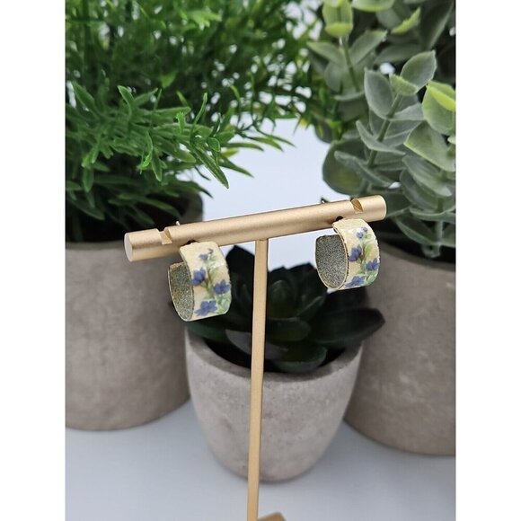 Vintage Hoop Earrings Yellow Enamel Painted Violet Flower Post Back - Picture 1 of 5